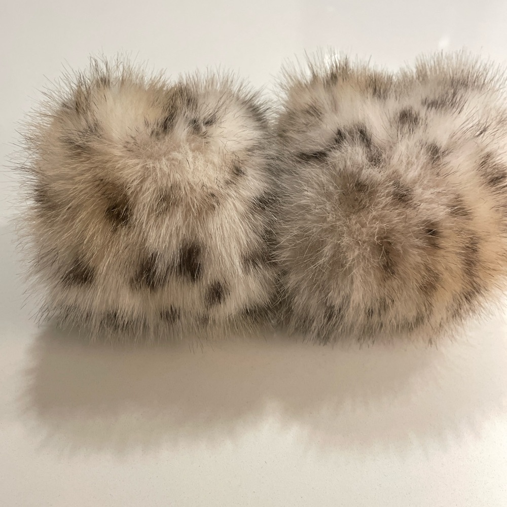 Faux Fur Cuffs in Cream and Black - Picture 5 of 12